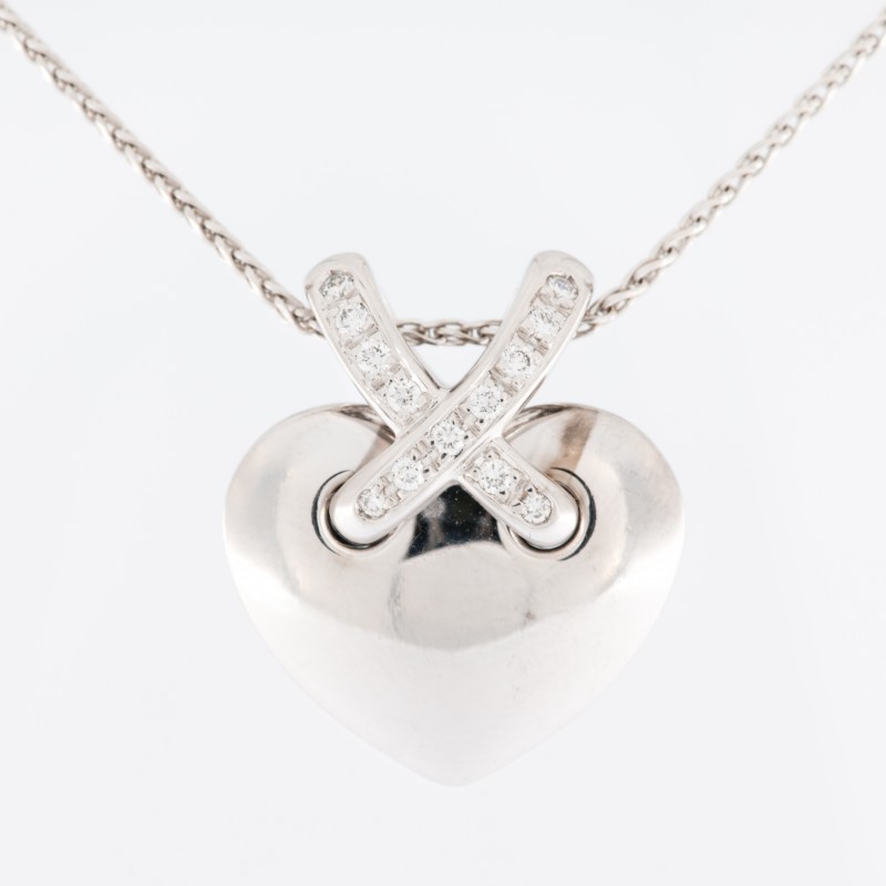 Chaumet Paris Large Liens Heart Necklace In 18Kt White Gold With VS Di –  Treasure Fine Jewelry